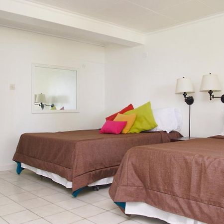 Castle Comfort Lodge Roseau Room photo